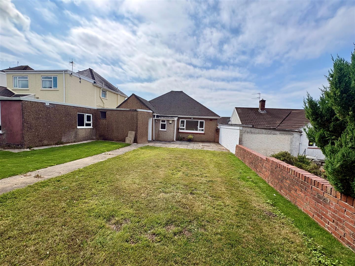 West Road, Bridgend, CF31 4HQ